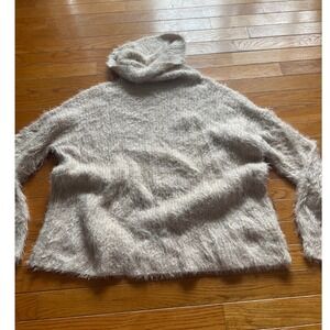 Catherine Malandrino Sweater Womens Large‎ Beige fuzzy Cozy Faux Fur Turtleneck